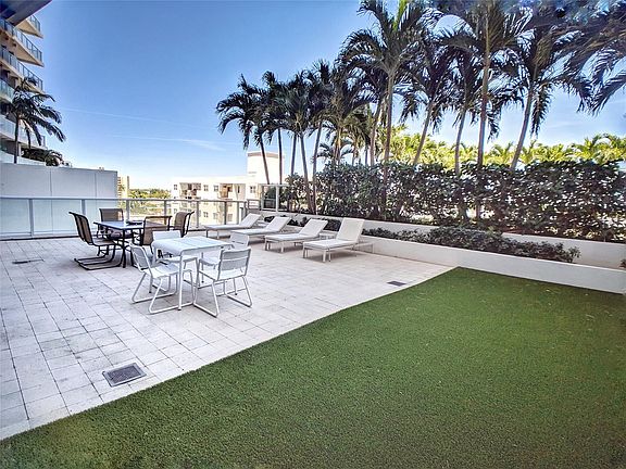 2nd image of 3101 Bayshore Dr #506