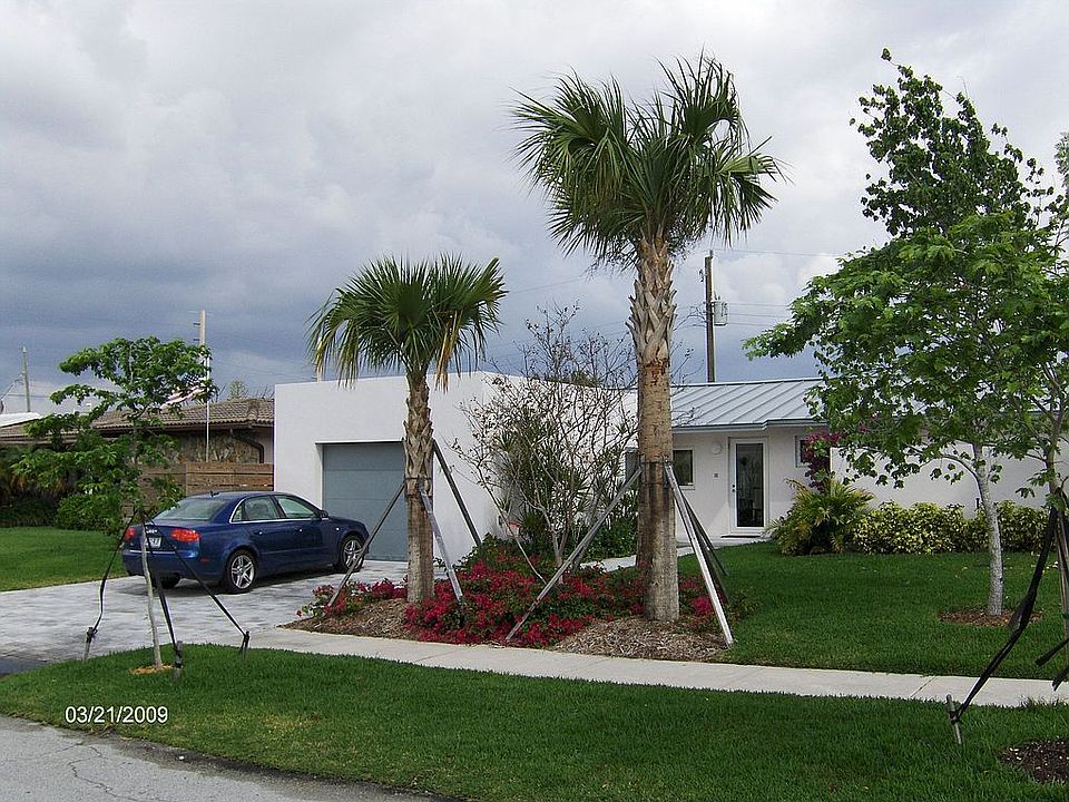 1st image of 733 NW 30th St