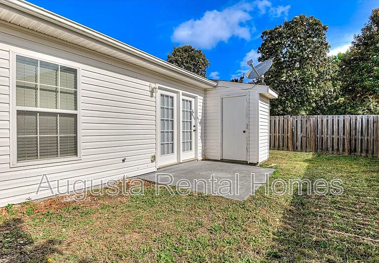 7002 Reagan Cir #1 — Photo 30