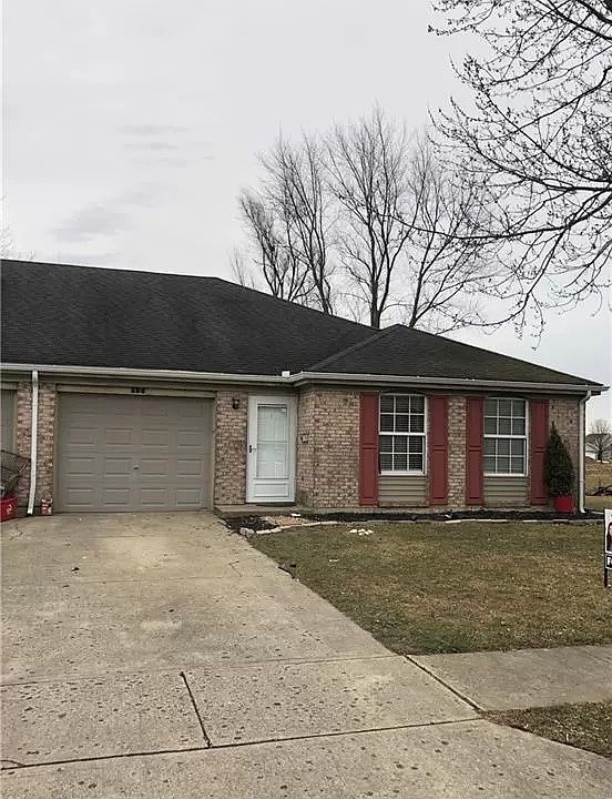 1st image of 522 Holderman Pl #524