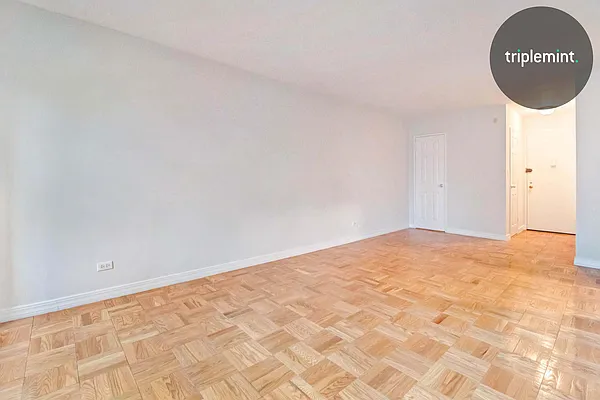 Rented by Triplemint | media 3