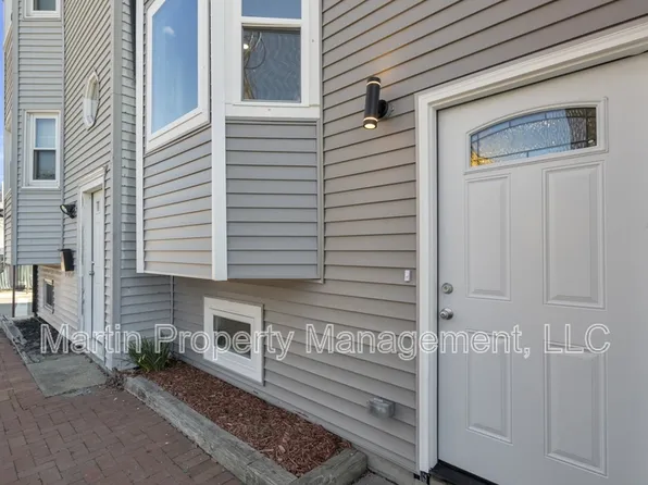 690 Dorchester Ave, Boston, MA 02127