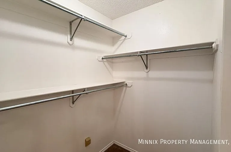 7514 Paris Ave — Photo 20