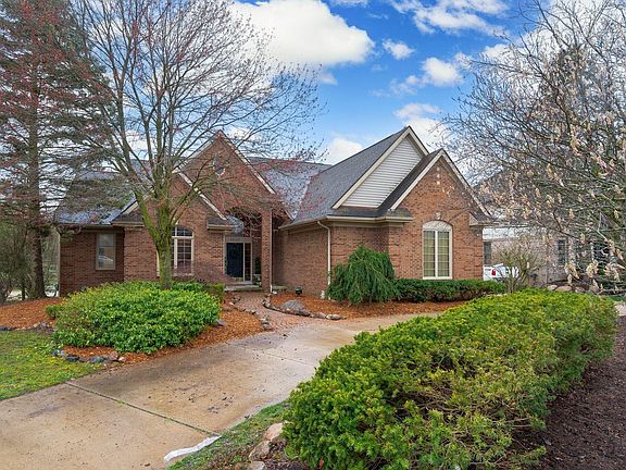 2nd image of 49225 Quail Run Ct
