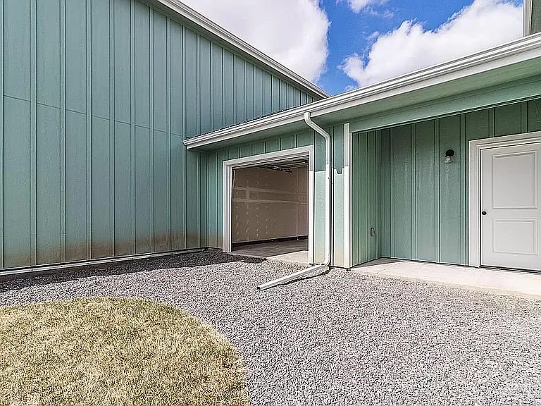 4001 Blue Pine Ln — Photo 16