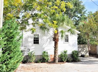 425 King St APT A, Mount Pleasant, SC 29464