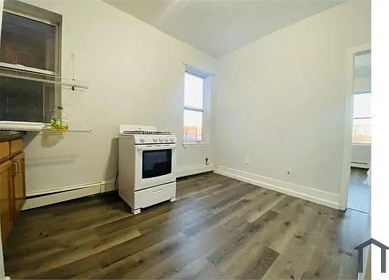 2nd image of 88 Mount Prospect Ave #3C