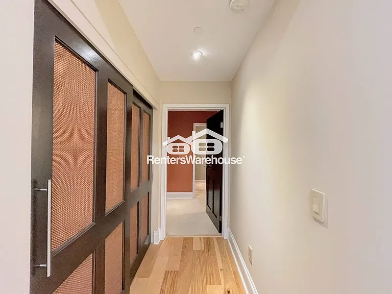 219 Granby St #20 — Photo 24