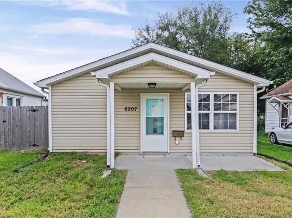 6207 Sherman St, Saint Joseph, MO 64504