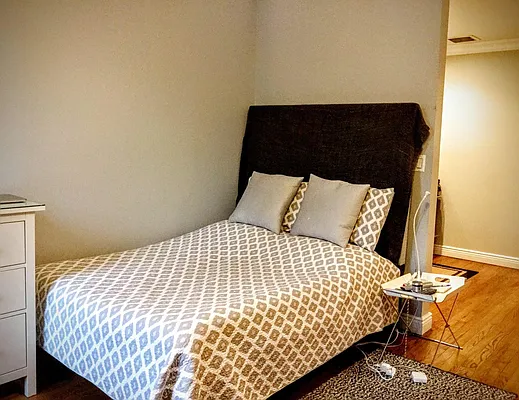 Rented by Keller Williams NYC | media 39