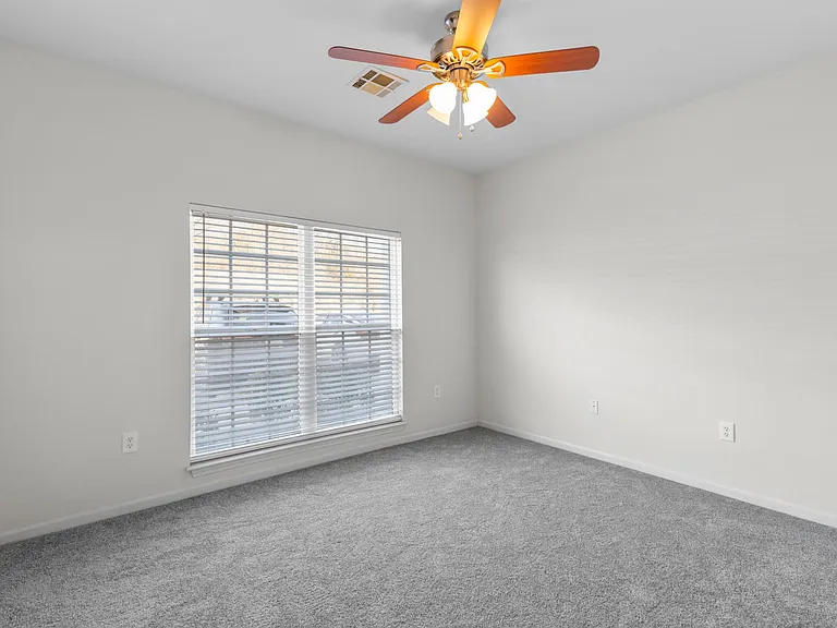 42 Kassebaum Ln #106 — Photo 16