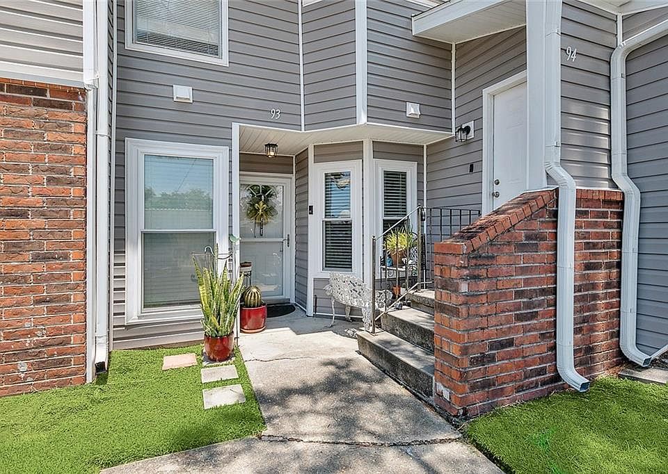 1st image of 93 Avant Garde Cir Unit 93