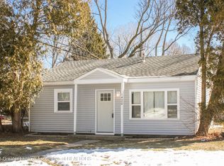 1420 Pompton Cir, Lansing, MI 48910