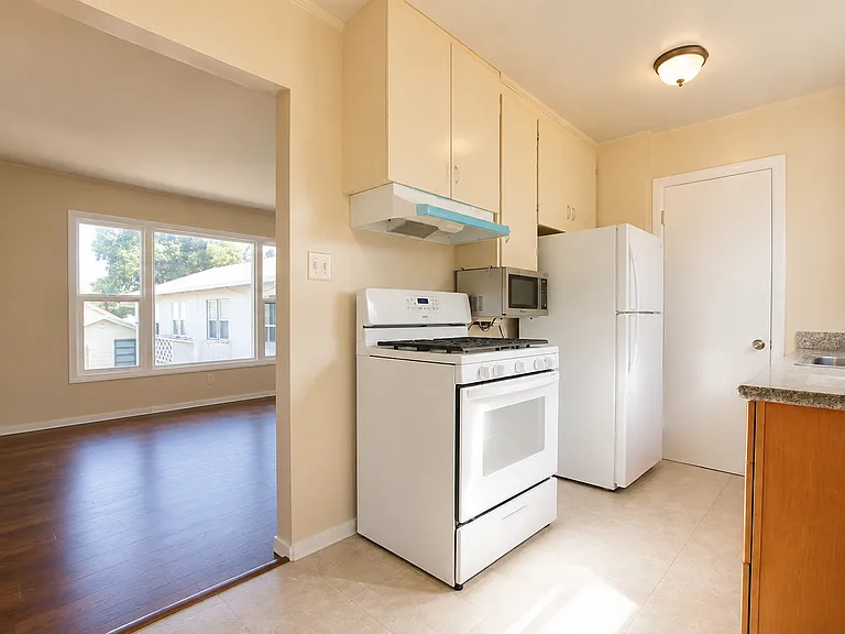 129 Anita Rd #6 — Photo 6