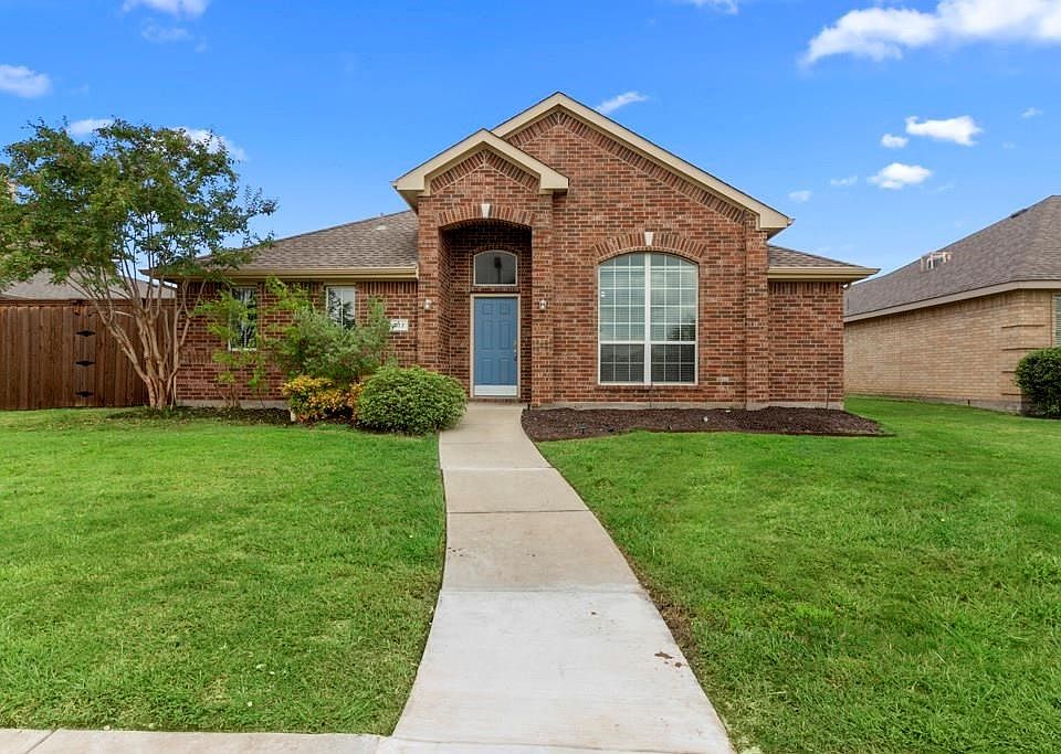 1st image of 717 Sweet Peach Dr