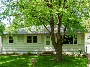 2836 Iris Ave NW, Cedar Rapids, IA 52405