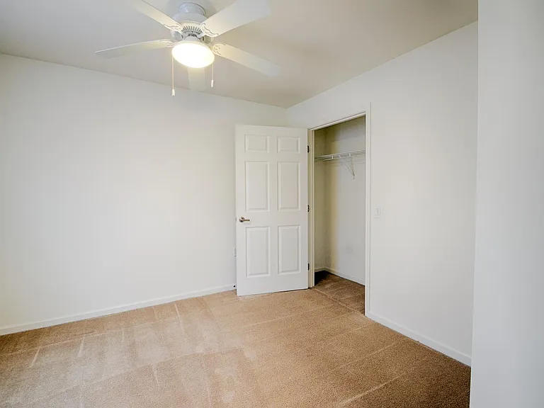 512 Berlin Rd — Photo 14