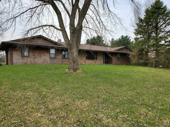 6720 Latham Rd, Rockford, IL 61101