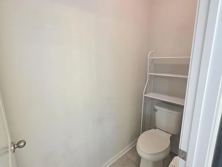2122 Hawkeye Pl — Photo 38