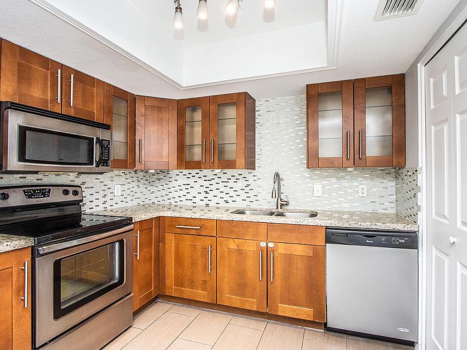 Emerald Ave-9_05222022