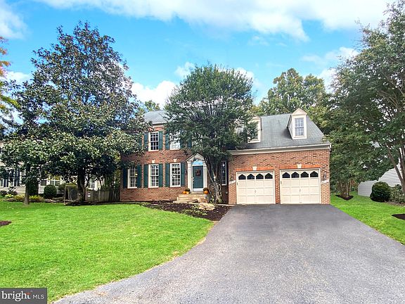 2nd image of 6613 Oak Rock Ct