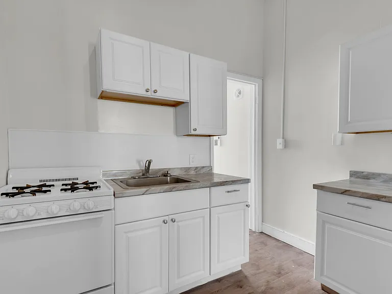 1228 Saint Paul St #3 — Photo 16