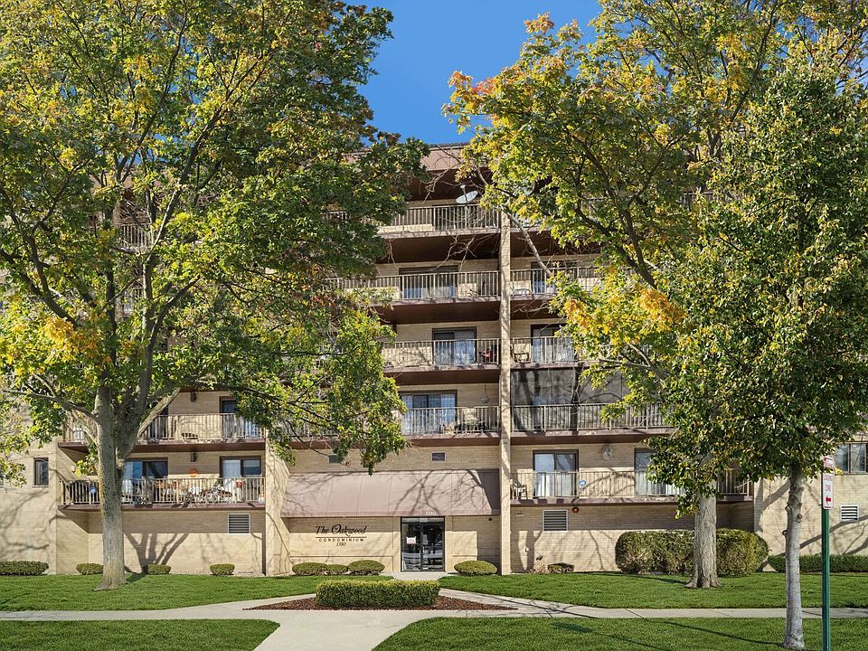 1st image of 1380 Oakwood Ave APT 306