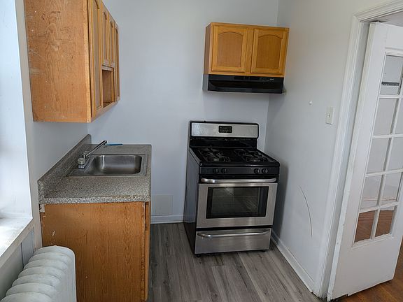 2nd image of 1912 W Venango St Floor 3