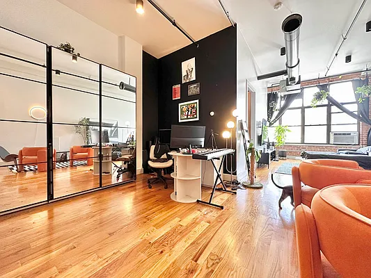 Rented by Doorway NYC, LLC | media 9