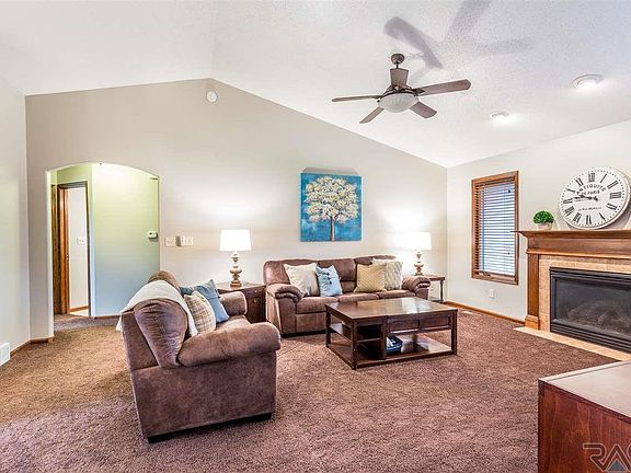 4th image of 6501 S Venita Ave