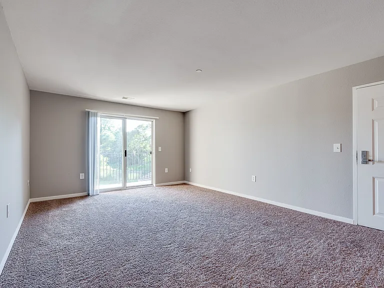 Westbrook Apartments — Photo 27