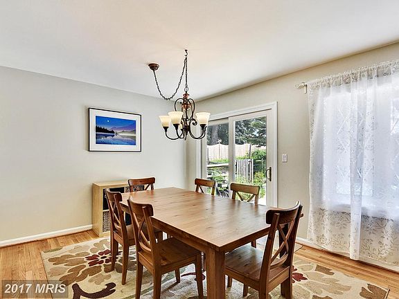 3rd image of 17833 Cliffbourne Ln