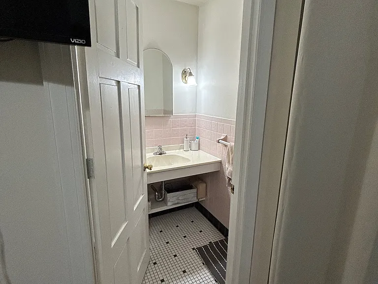 4110 Spruce St #4 — Photo 5