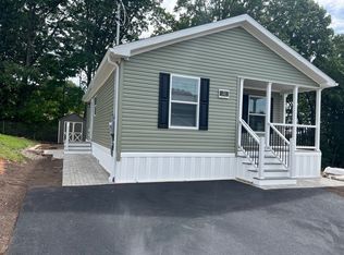 34 South Rd #116, Southington, CT 06489