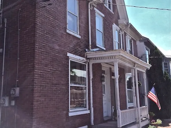 114 E Main St, Shiremanstown, PA 17011