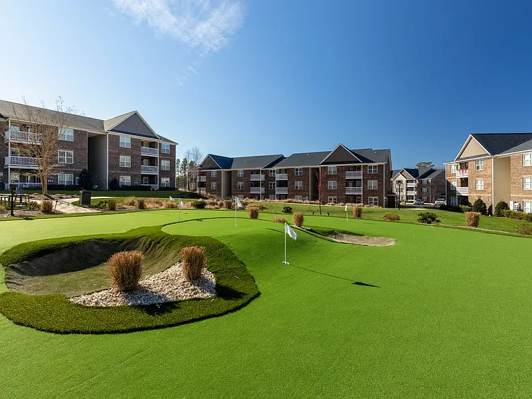 Luxe and Legends at Morganton Park Apartment Homes — Photo 39