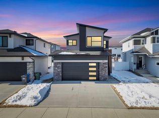 252 NE Emerald Dr, Red Deer, AB T4P3E2