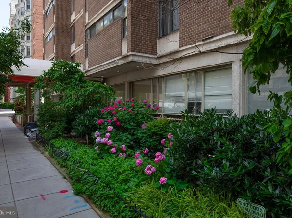 1420 N St NW #214, Washington, DC 20005