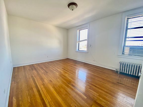 3rd image of 32-15 35th St #E9