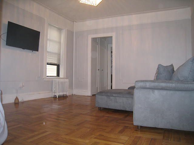 1st image of 4105 95th St APT B4