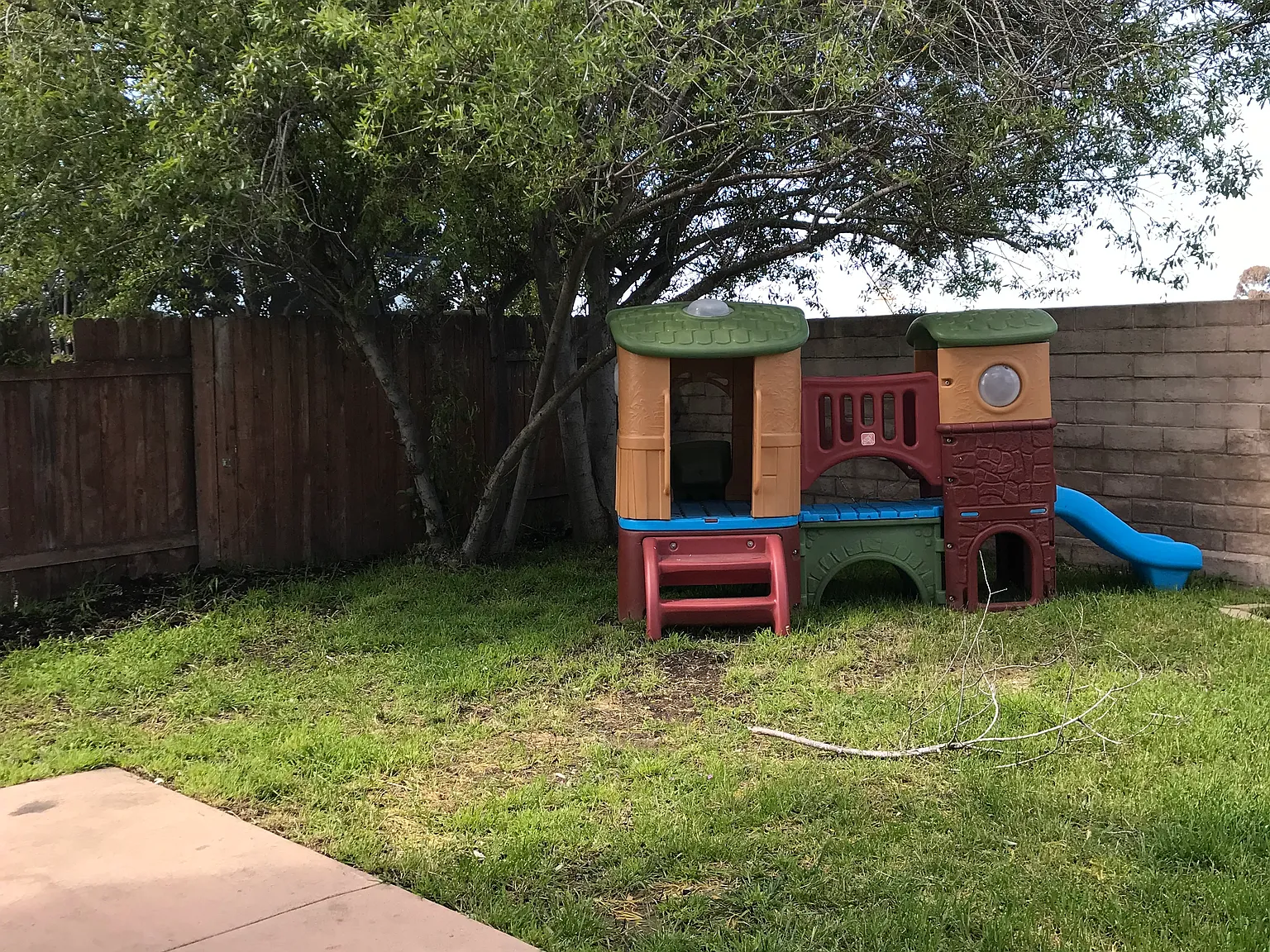 4 bed, 2.5 bath, 2150 sqft, $3,800 — Photo 3