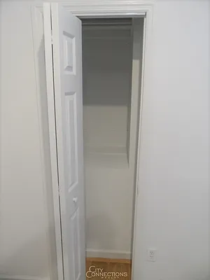 Rented by City Connections Realty | media 18