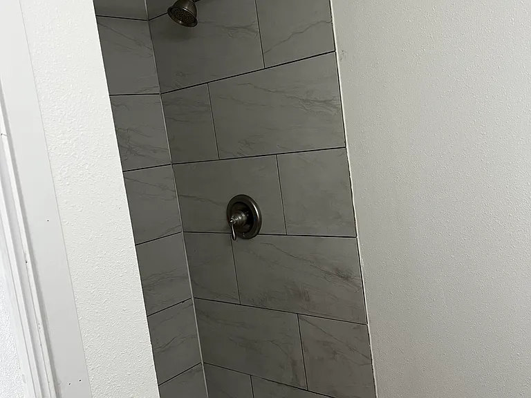 30 W Washington Ave #1B — Photo 7