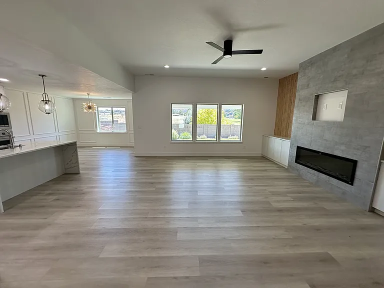 6419 W 32nd Ave — Photo 5