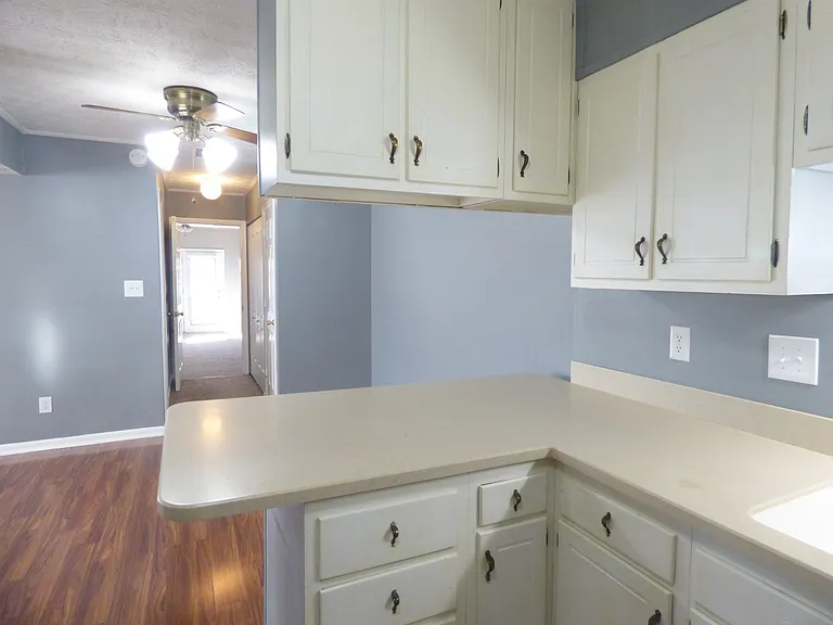 372 Redding Rd #A — Photo 5