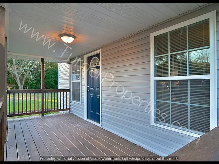 124 Tyler Rd — Photo 2