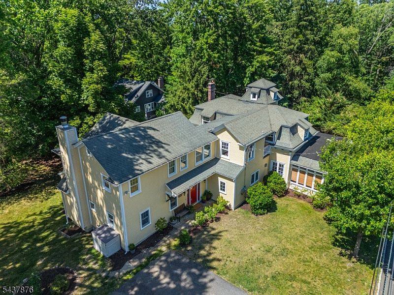 1st image of 181 Sunset Ave