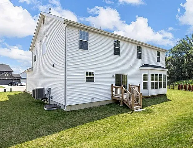 1024 Miremont Dr — Photo 32