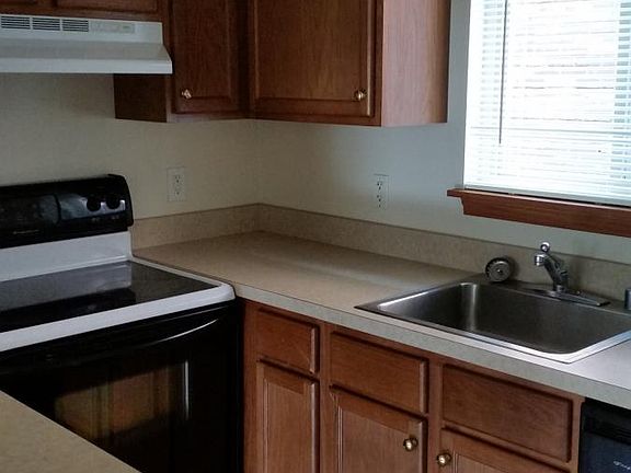 5th image of 425 Rose Ln APT 101
