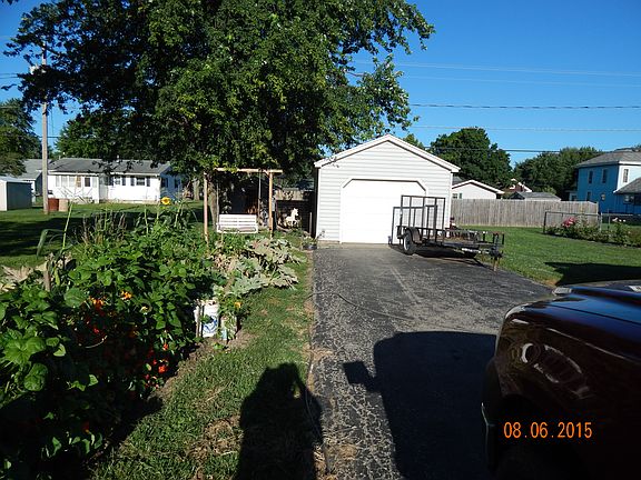 4th image of 3908 N Water St